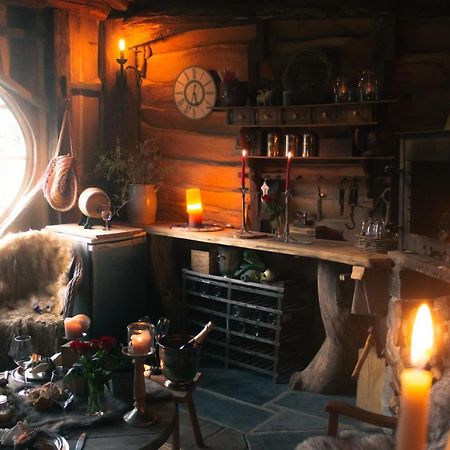 Le Hangar Des Voyageurs Petit-Halleux Bagian luar foto