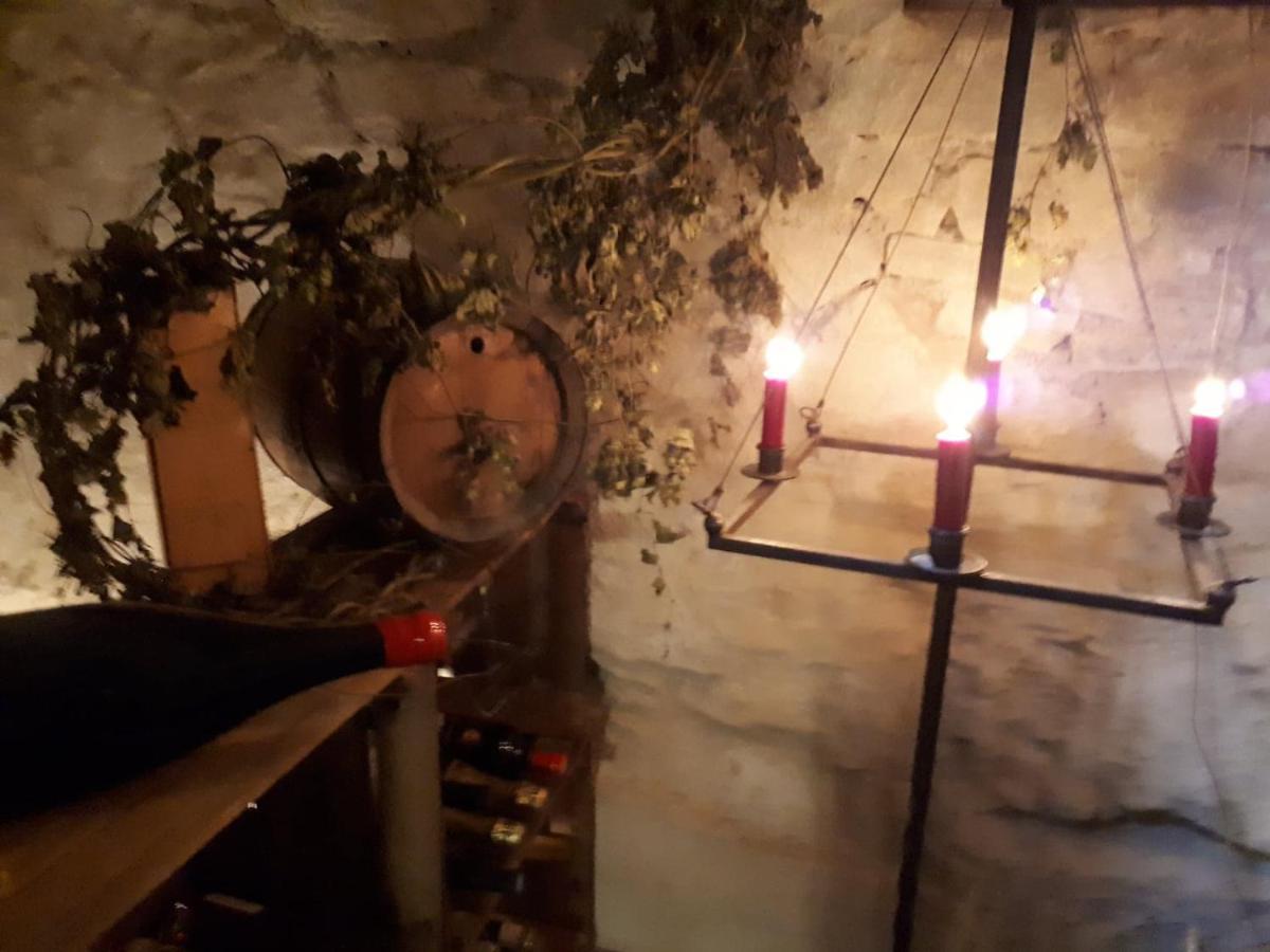 Le Hangar Des Voyageurs Petit-Halleux Bagian luar foto