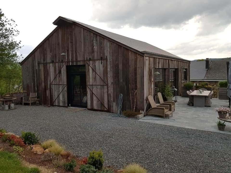 Le Hangar Des Voyageurs Petit-Halleux Bagian luar foto